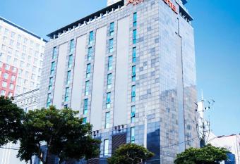 Amber City Hotel allows 18 year olds to book a room