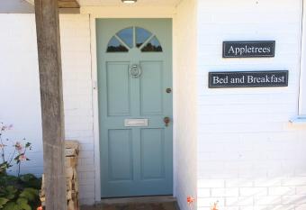 Appletrees B&B has Balcony rooms