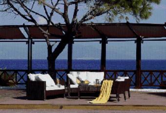 Mati Hotel has Smoking/Balcony rooms