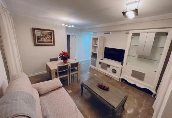 Piso Atares Calle Alfonso allows 18 year olds to book a room