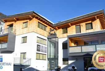 Aparthotel Ambiente has Balcony rooms