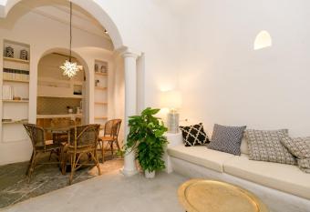 HOSPEDAJE PENSI  N LA ALMOHADA has Balcony rooms