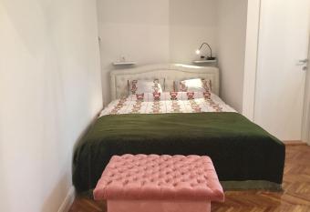 Studio 50 with Terrace allows 18 year olds to book a room