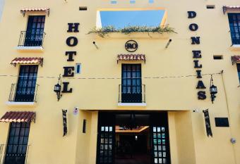 Hotel Don Elias allows 18 year olds to book a room