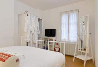 B&B and Apartments Al Duomo has Smoking/Balcony rooms