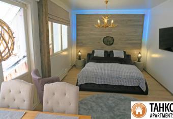 Apartments Huili allows 18 year olds to book a room