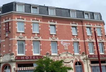 Hotel du Gambrinus allows 18 year olds to book a room