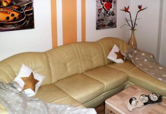 Ferienwohnung Anke - Apartment 3a has Balcony rooms