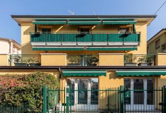 3V apartments Bardolino has Balcony rooms