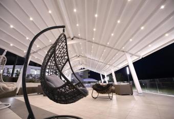 Hotel Melissa has Balcony rooms