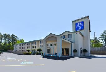Americas Best Value Inn & Suites Morrow Atlanta has Smoking rooms