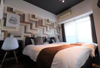 Pure Tenjin has Balcony rooms