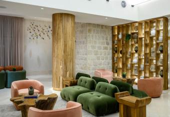 Canaan Hotel- Limited Edition By Fattal allows 18 year olds to book a room