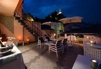 Albergo La Rocca has Balcony rooms