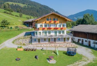 Apartments Unterfischergut has Balcony rooms