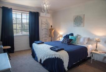 Angel Sussurri allows 18 year olds to book a room