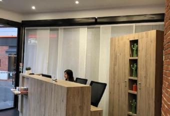 Hotel Victor Hugo allows 18 year olds to book a room