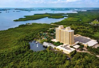 Hyatt Regency Coconut Point Resort & Spa has Balcony rooms