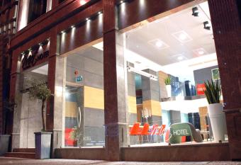 Met Boutique Hotel allows 18 year olds to book a room