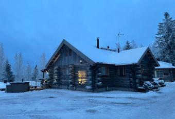Kelotulkku Lodge has Balcony rooms