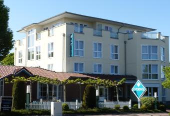 Hotel Evering allows 18 year olds to book a room