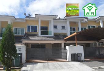 My Home N12 @ Golden Hills Night Market allows 18 year olds to book a room