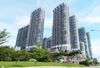 Wadi Iman Suites @ i-City has Balcony rooms