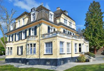 Villa Oranien has Balcony rooms
