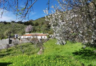 Mountain Hostel Finca La Isa allows 18 year olds to book a room