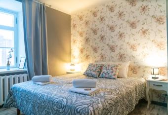 Godart Rooms Guesthouse allows 18 year olds to book a room