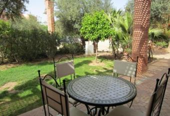 Palmeraie Village 2 has rooms with a private hot tub