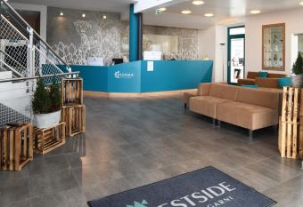 WESTSIDE Hotel has Balcony rooms