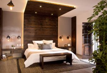 H21 Hospedaje Boutique has Balcony rooms