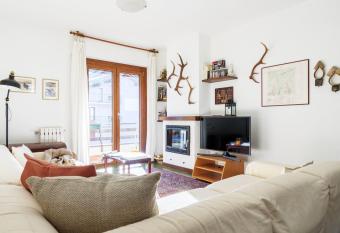 Orobie Aprica Apartment allows 18 year olds to book a room