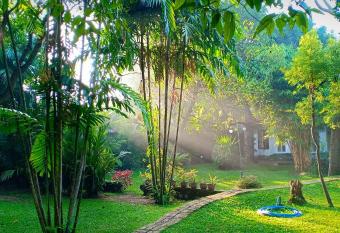 Mango House Japanese Guest House has Balcony rooms