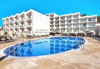 Aparthotel y Hotel Paguera Beach has Balcony rooms