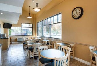 Morningglory Inn & Suites allows 18 year olds to book a room