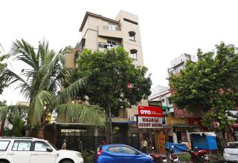 Flagship Kajali Guest House Near Birla Mandir allows 18 year olds to book a room