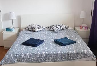 12 Residence Cotroceni has Balcony rooms