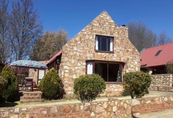 Marigold s 37 Critchley Common has Balcony rooms