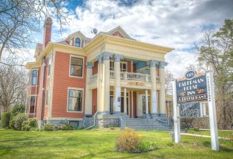 Lauerman House Inn Bed & Breakfast allows 18 year olds to book a room