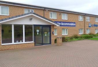 Eyesleepover allows 18 year olds to book a room