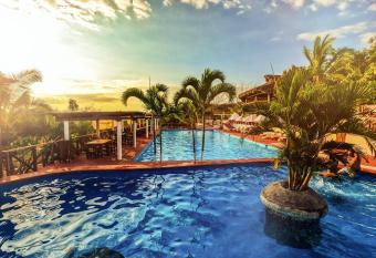 Casa Paraiso Hotel Boutique allows 18 year olds to book a room