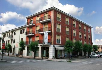 hotel ristorante vittoria has Balcony rooms