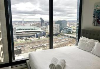 ReadySet Apartments at Madison allows 18 year olds to book a room