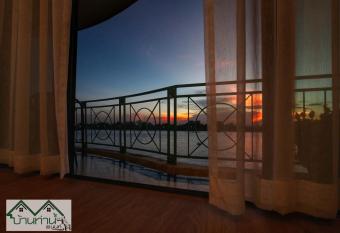 Baanthanam Nont has Balcony rooms