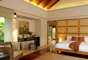 The Farm at San Benito has Balcony rooms