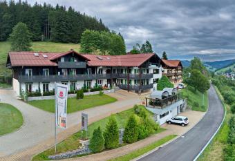 Allg  uer Panoramahotel has Balcony rooms