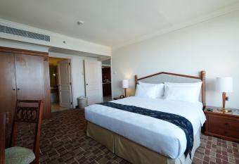 Aryaduta Makassar allows 18 year olds to book a room