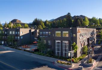 Hotel Ketchum has Balcony rooms